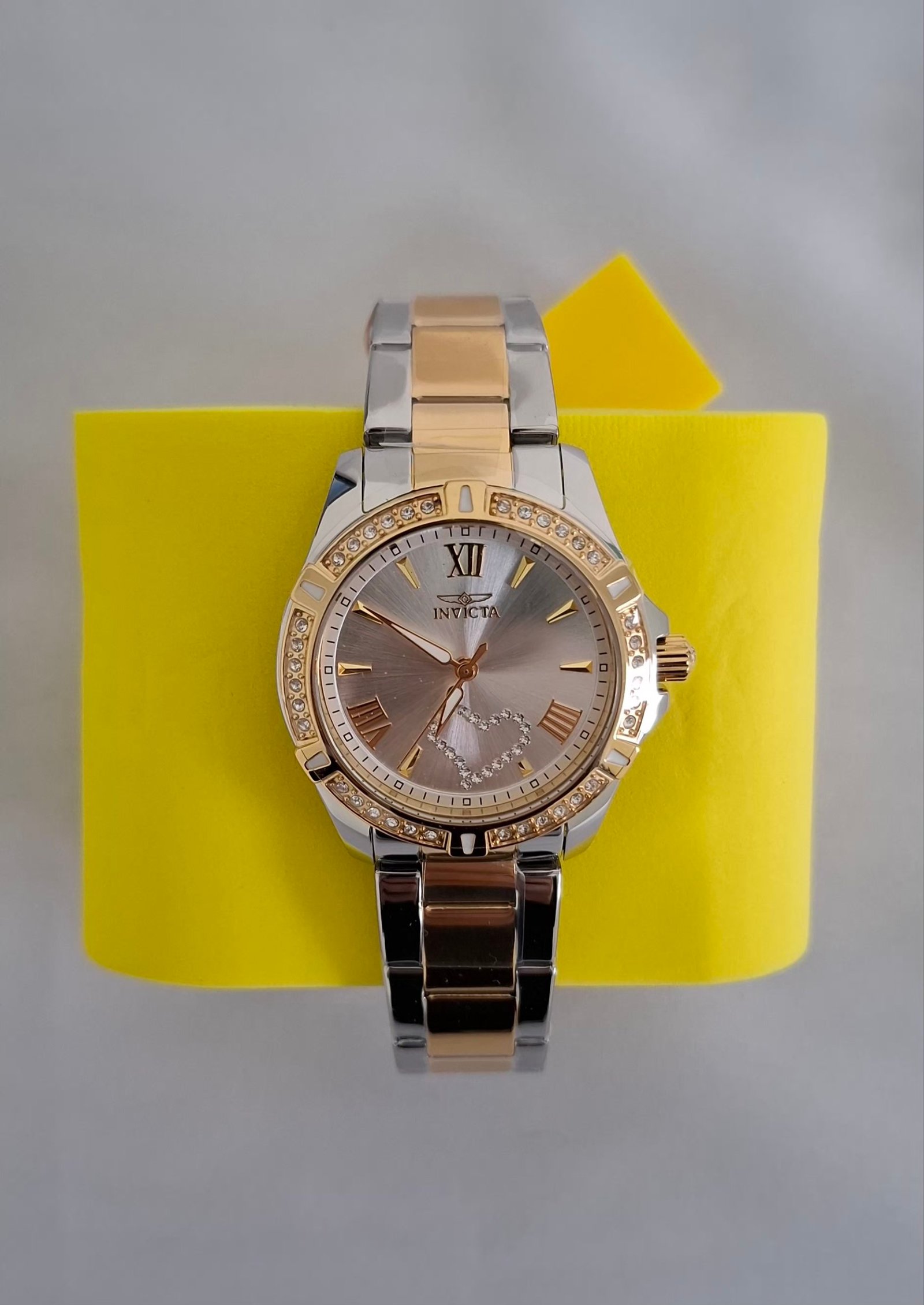 Reloj Invicta Angel Luvora para mujer - 35 mm. Oro. Acero (49844) - Imagen 5