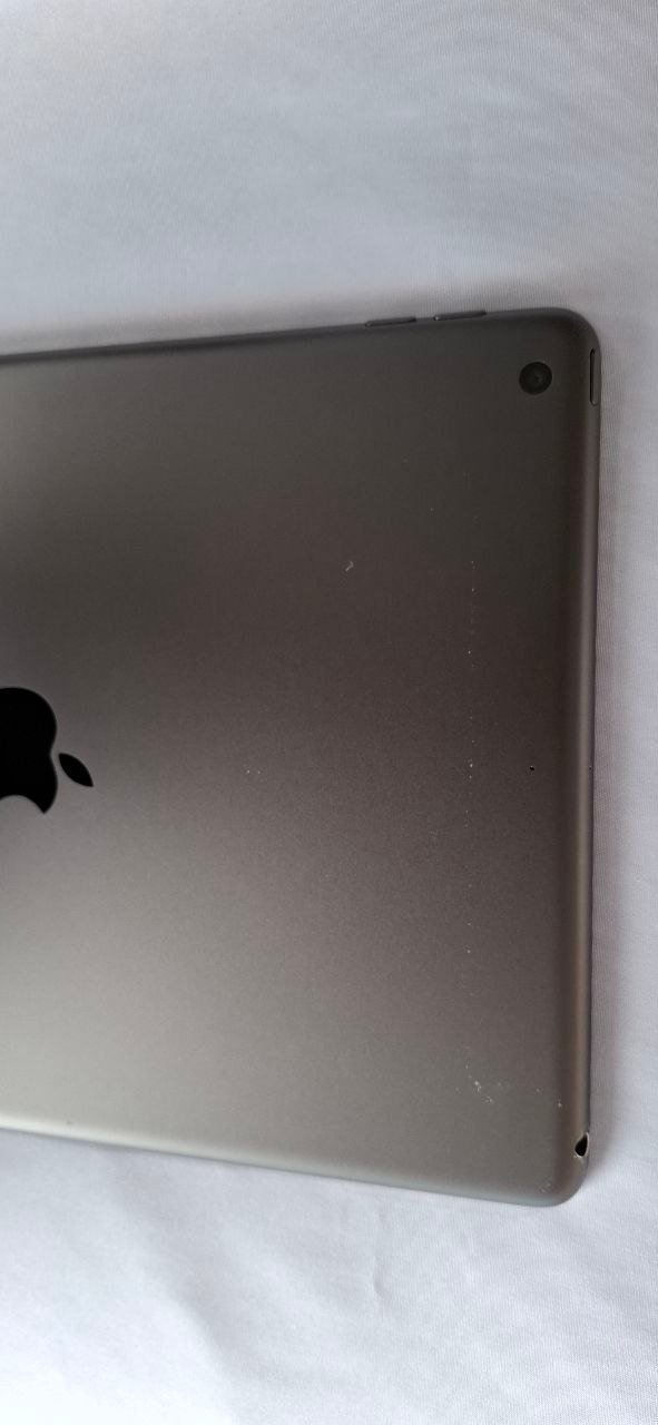 Apple iPad de 7.ª generación - SOLO WIFI - 128 GB - 10,2" - Buen estado - Imagen 4